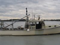 HubLine survey vessel headed out on a December morning. Submarine Cable Fig. 4